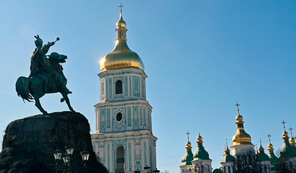 Ucrania denuncia que Rusia quiere bombardear la catedral de Santa Sofía en Kiev