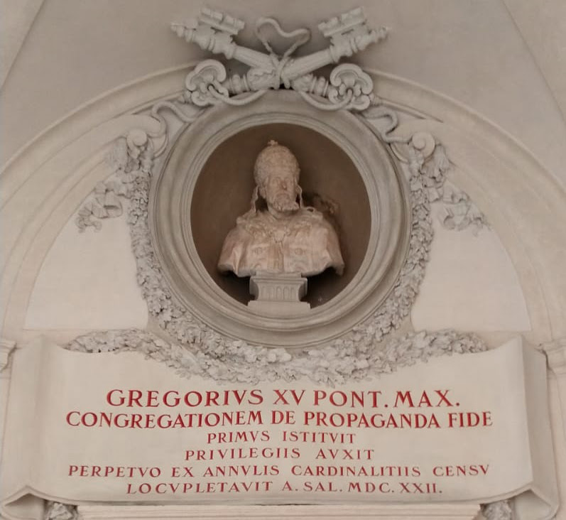 En junio de 1622 el Papa Gregorio XV crea la Congregación de Propaganda Fide